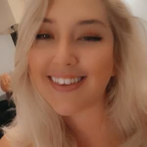 Meet your Posher, Steph